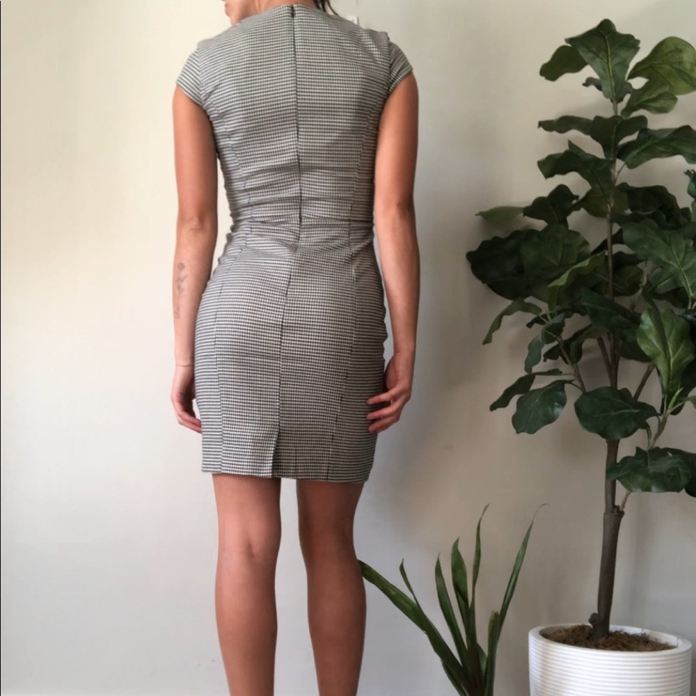 H&M | Business professional dress - Picture 3 of 6